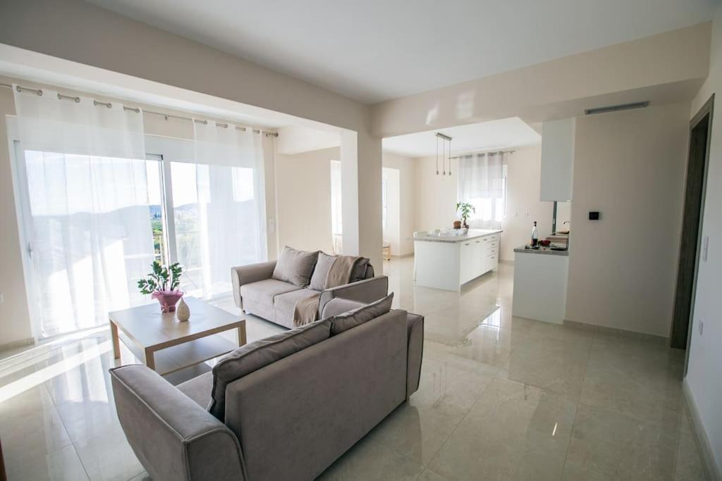Over The Horizon 3 Bedroom Apartment Nafplio Bagian luar foto