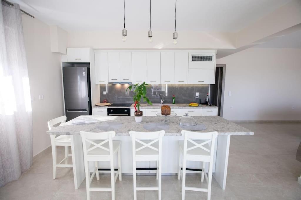 Over The Horizon 3 Bedroom Apartment Nafplio Bagian luar foto